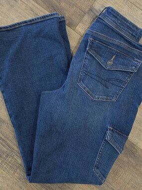 AMERICAN EAGLE Kick Boot CARGO JEANS 14 Flap Pockets Real Good Stretch AE Flare